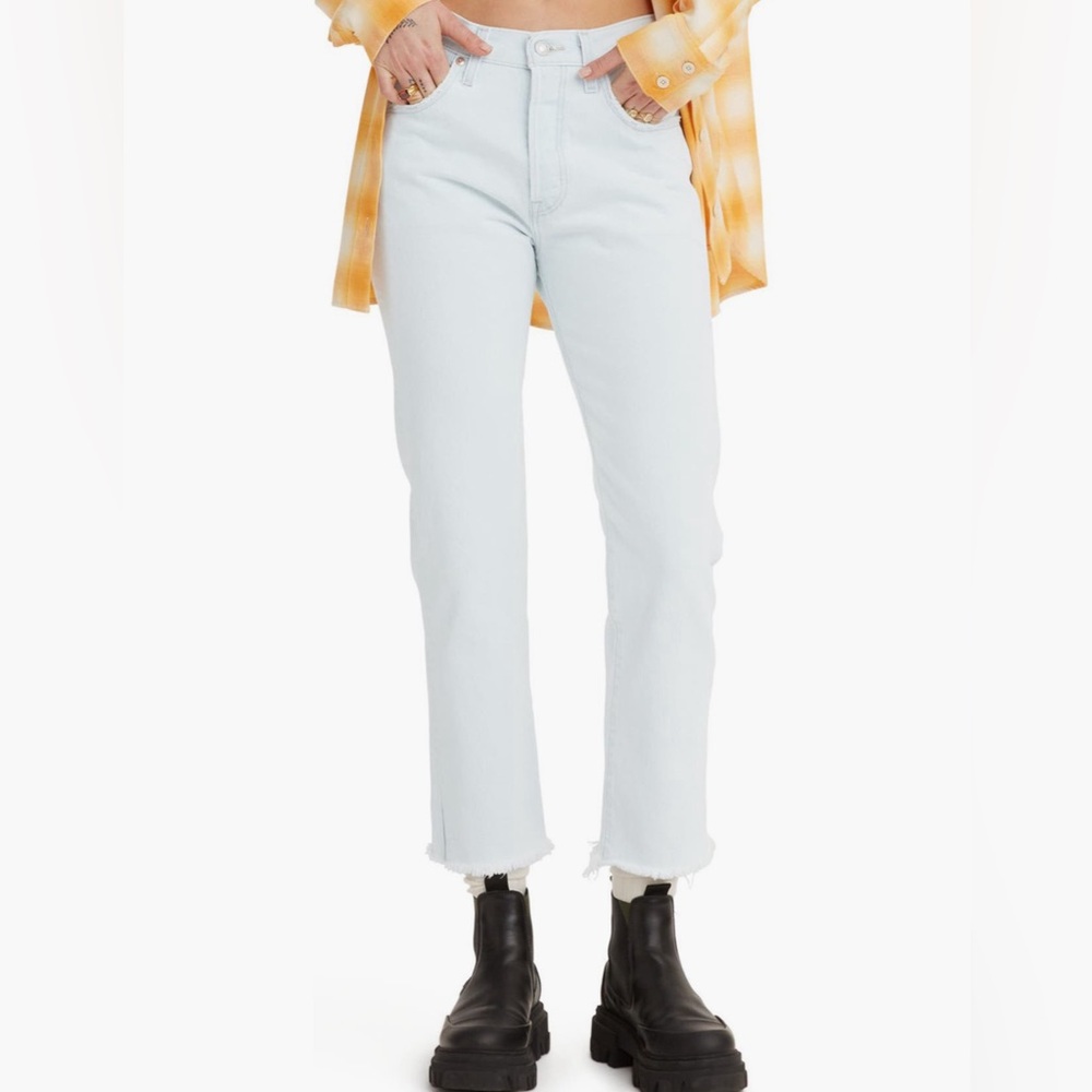 NWT LEVI’S 501 ORIGINAL High Rise Raw Crop Straight Leg Jeans 29 x 26 Right Turn